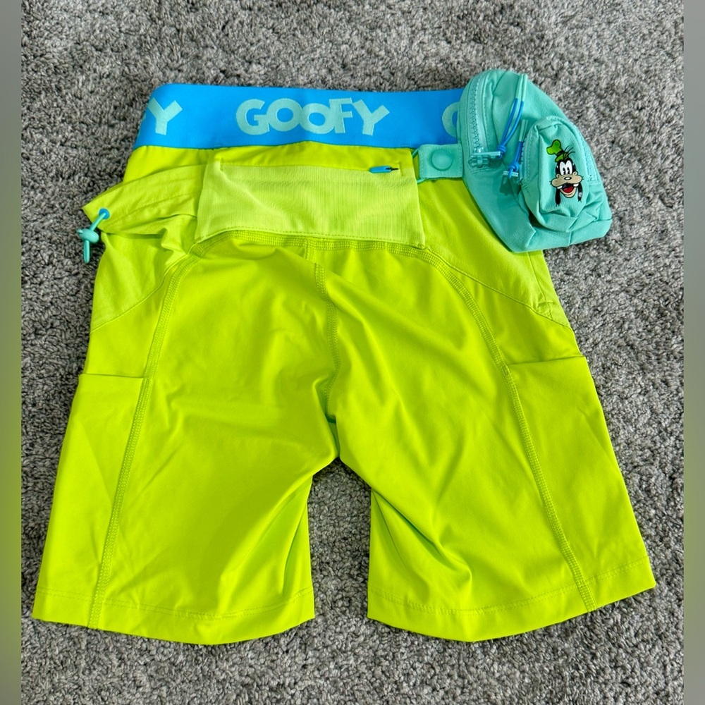 Outdoor Voices x Disney Goofy "Snacks" biker shorts-Lime Green-XS
